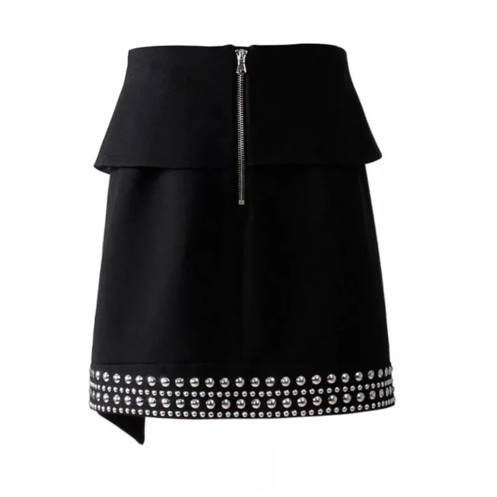 🌺 Black Metal Stud Asymmetrical Skirt - Picture 5 of 8